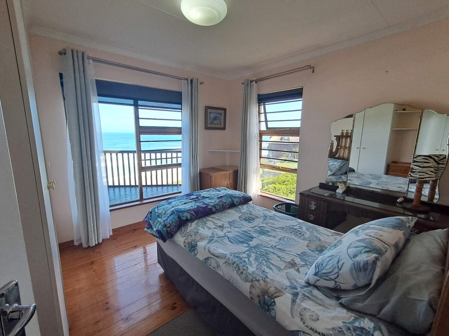4 Bedroom Property for Sale in Dana Bay Western Cape